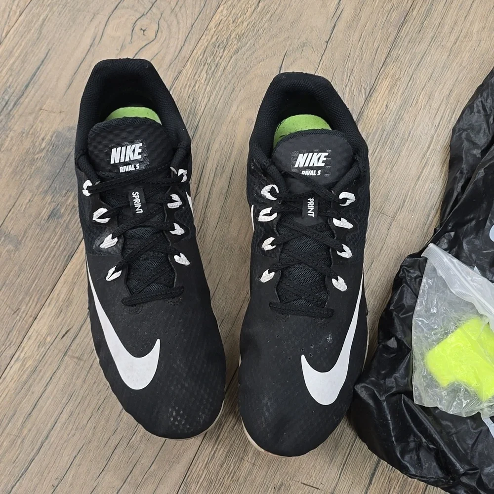 Nike rivals sprint